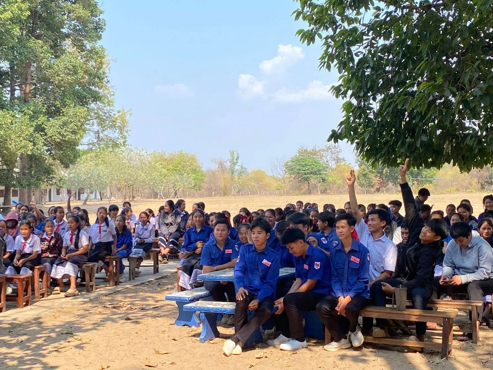 ໂຄງການປູກຜັກປອດສານພິດ (Green Youth Project)